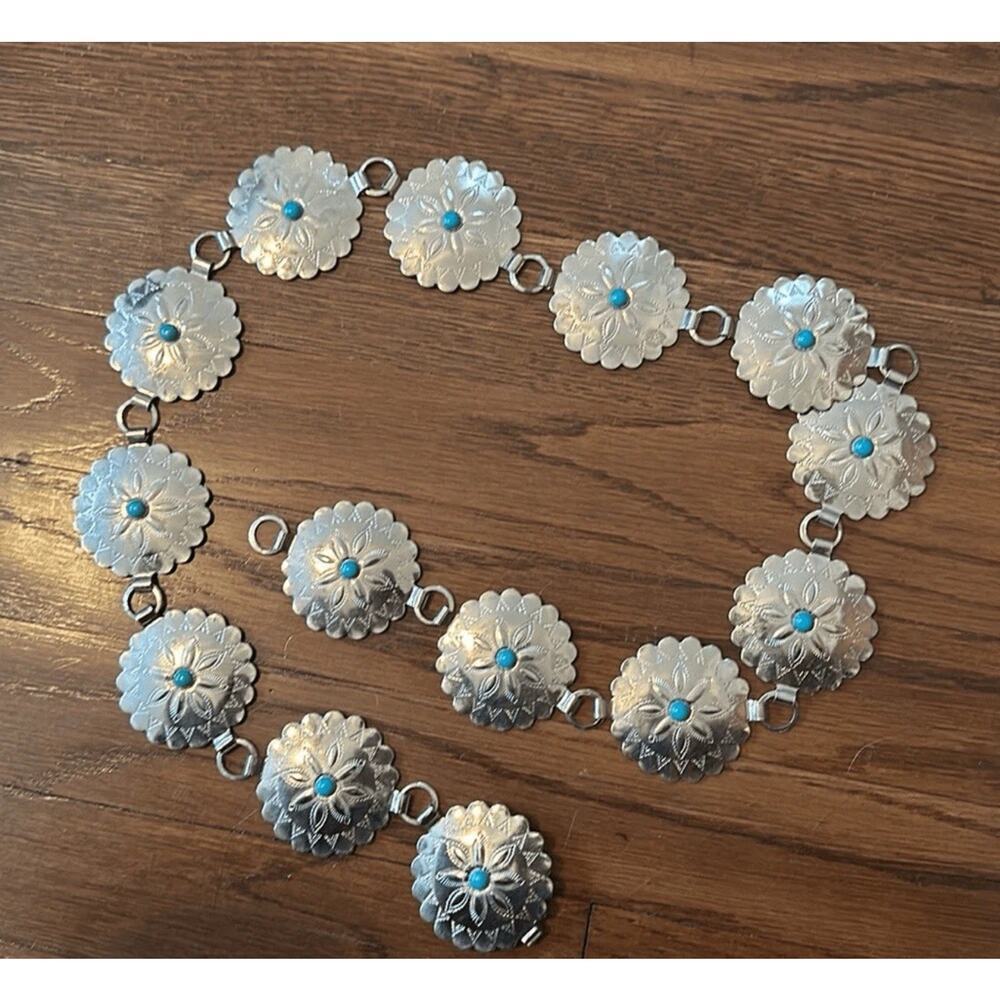 Boho Western Silver metal & faux turquoise bead concho belt - Picture 4 of 5